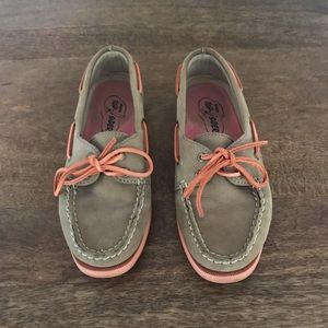 Sperry topsiders